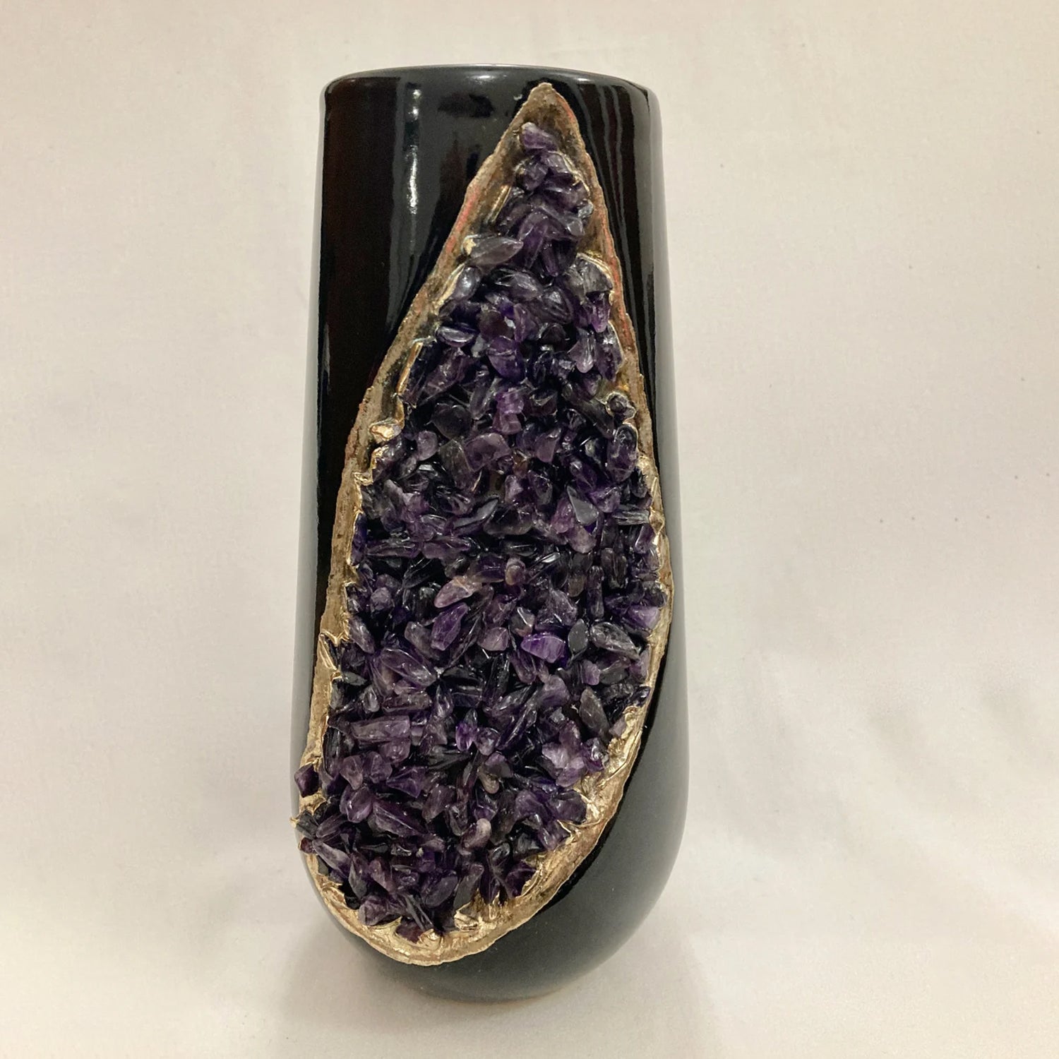Set of two black ceramic vases with agate crystals product image 1